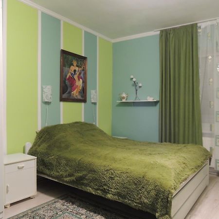 Apartment On Stefanyka 42/5 Berehove  Bagian luar foto